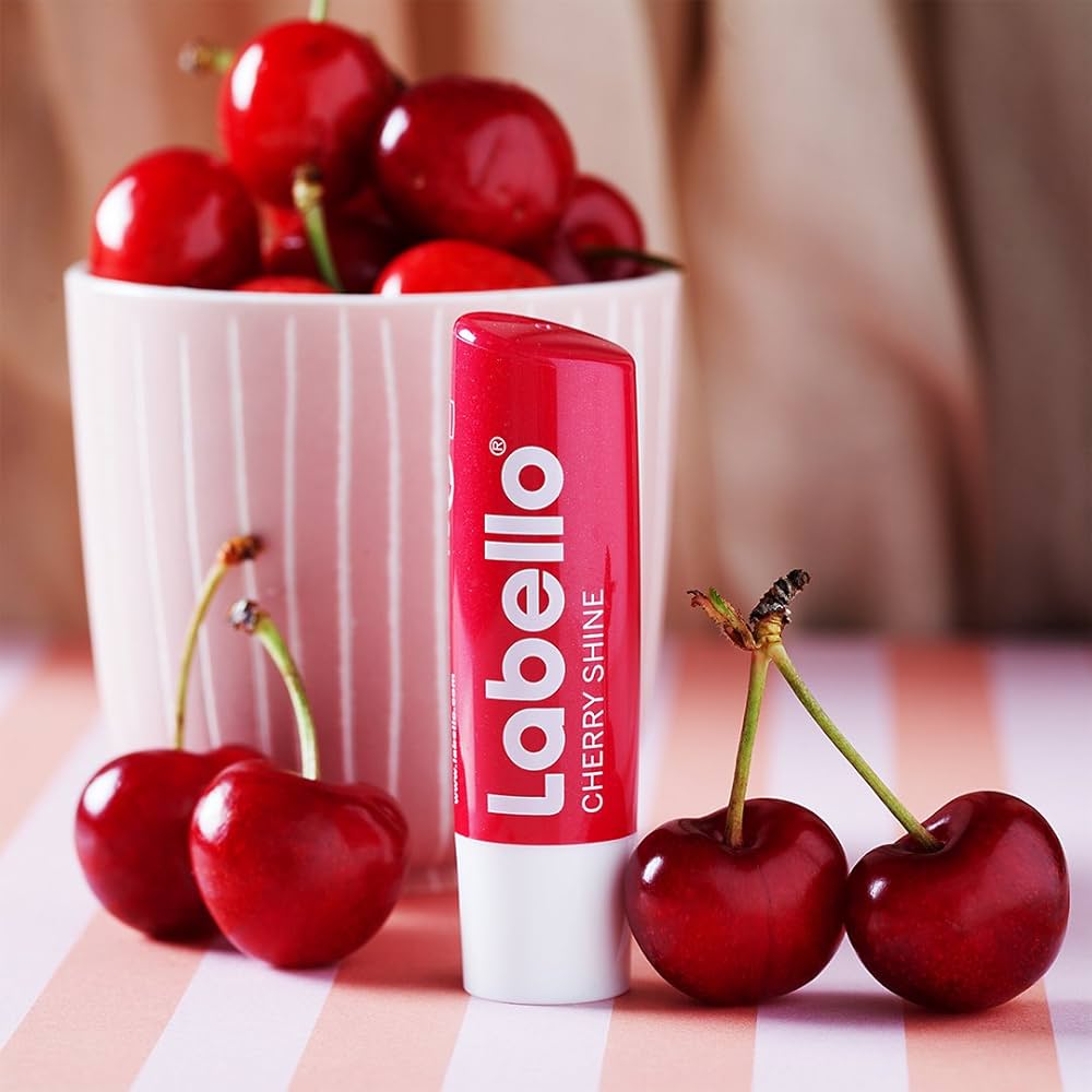 LABELLO CHERRY SHINE LIP CARE